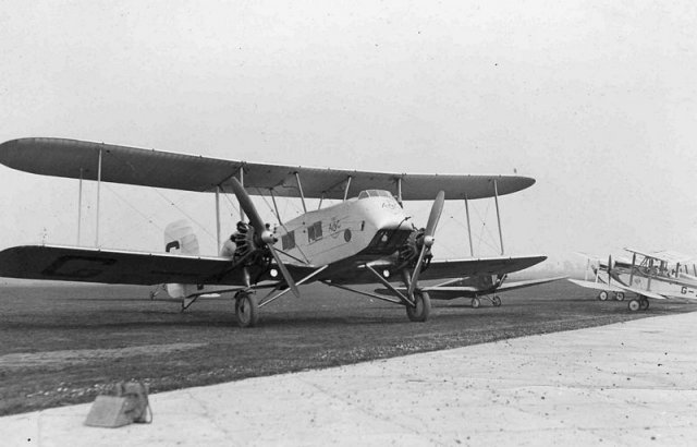 g-aado gloster survey of aircraft operating co 0751-0034